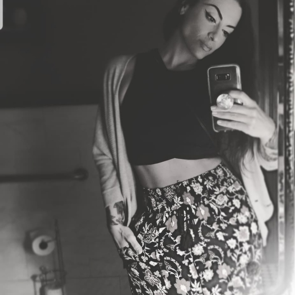 Meet your Posher, Karena